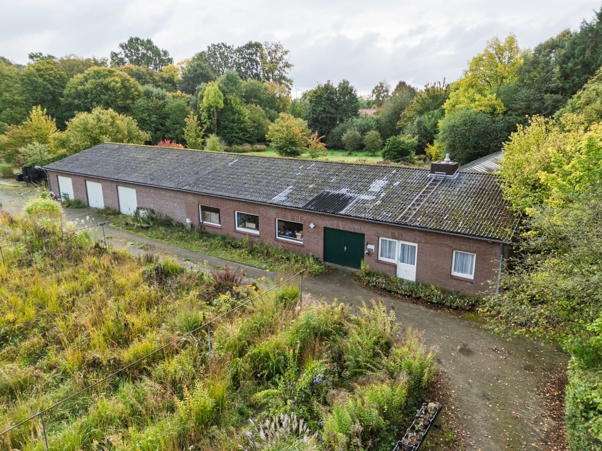 Ehemalige Staudengärtnerei mit Einfamilienhaus auf rund 15.000 m² Grund